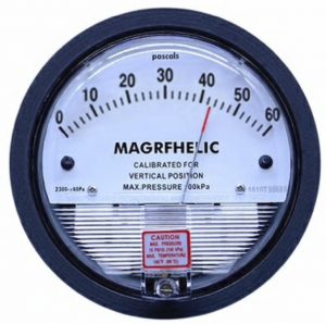 Analog Manometer